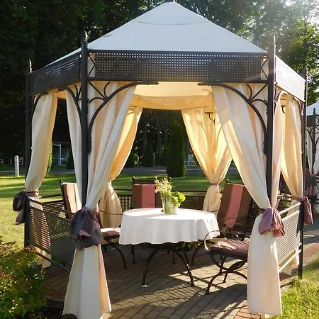 Sventes Muiza Hotel Svente